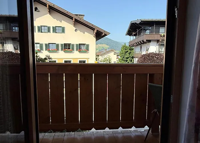 ゲストハウス Rainer 3*