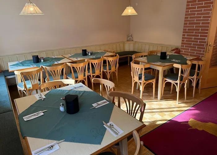 ゲストハウス Rainer 3*