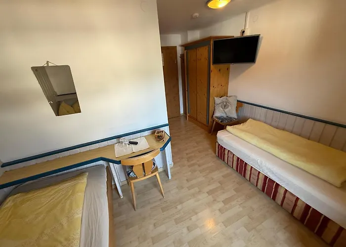 Rainer ゲストハウス ヴェステンドルフ