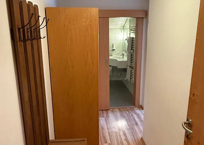 Rainer ゲストハウス 3*